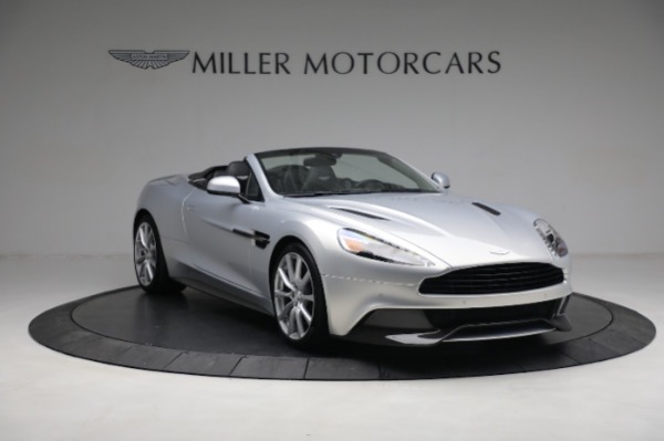 Used 2016 Aston Martin Vanquish Volante for sale $149,900 at Aston Martin of Greenwich in Greenwich CT 06830 10