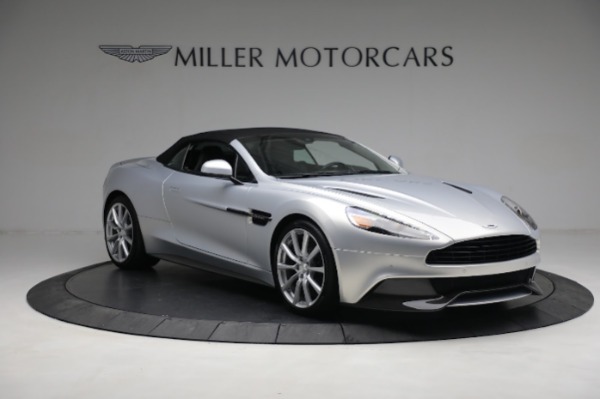 Used 2016 Aston Martin Vanquish Volante for sale $149,900 at Aston Martin of Greenwich in Greenwich CT 06830 18