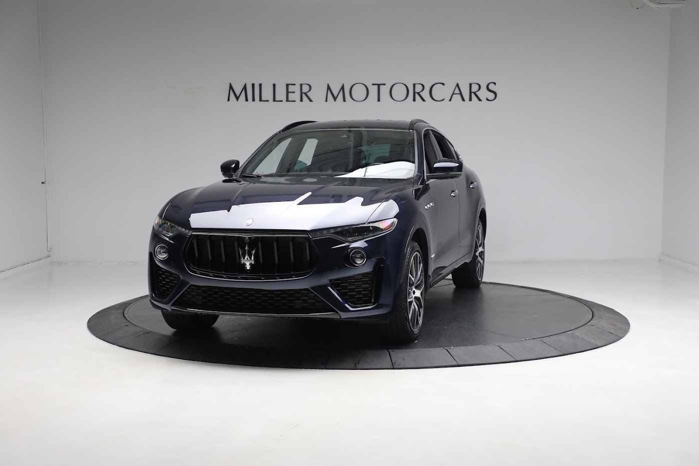 Used 2021 Maserati Levante GranSport for sale $58,900 at Aston Martin of Greenwich in Greenwich CT 06830 1