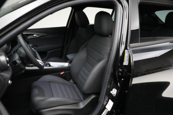 Used 2024 Alfa Romeo Tonale Ti for sale $30,900 at Miller Motorcars Aston Martin in Greenwich CT 06830 26