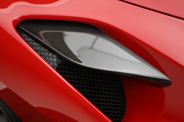 Used 2022 Ferrari F8 Spider for sale $469,900 at Aston Martin of Greenwich in Greenwich CT 06830 28