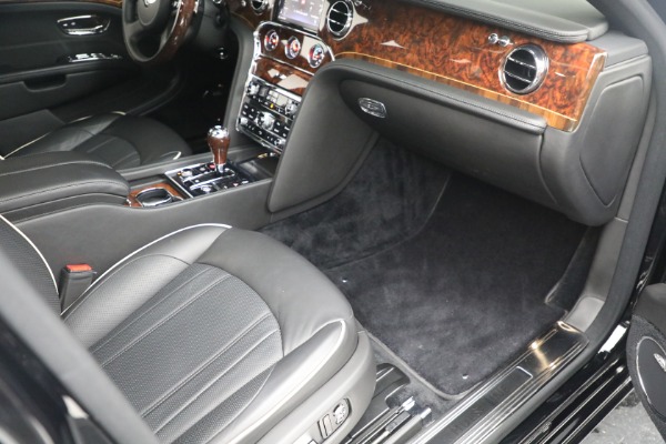 Used 2017 Bentley Mulsanne for sale $149,900 at Aston Martin of Greenwich in Greenwich CT 06830 25
