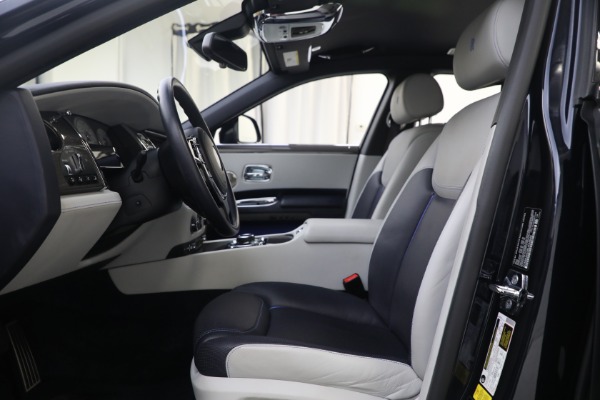 Used 2019 Rolls-Royce Black Badge Ghost for sale $225,900 at Aston Martin of Greenwich in Greenwich CT 06830 16