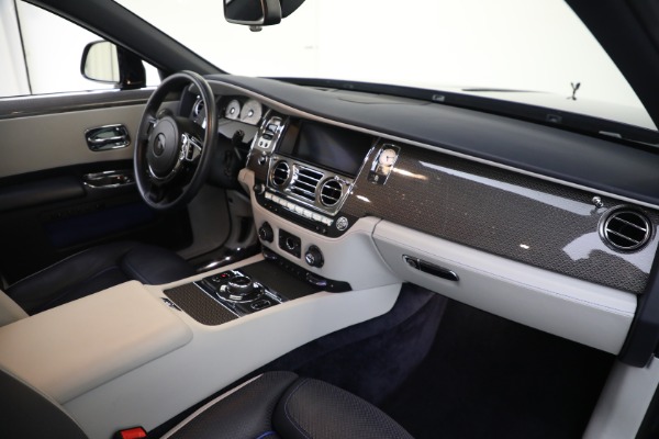 Used 2019 Rolls-Royce Black Badge Ghost for sale $225,900 at Aston Martin of Greenwich in Greenwich CT 06830 24
