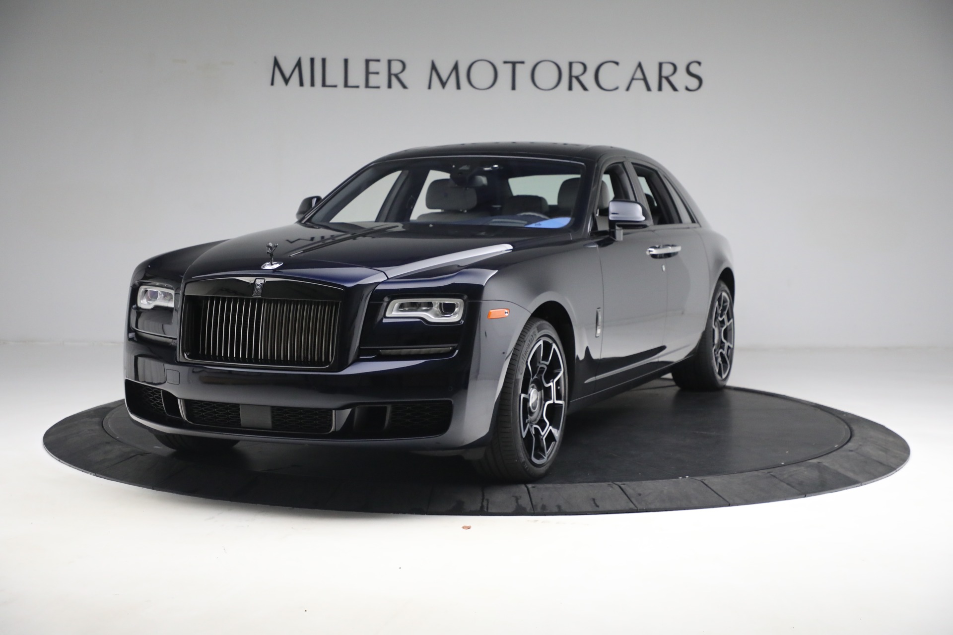 Used 2019 Rolls-Royce Black Badge Ghost for sale $225,900 at Aston Martin of Greenwich in Greenwich CT 06830 1