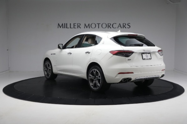 Used 2021 Maserati Levante S GranLusso for sale $62,900 at Aston Martin of Greenwich in Greenwich CT 06830 11