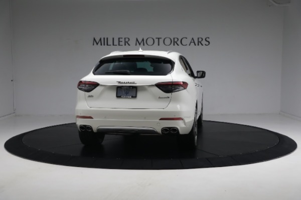 Used 2021 Maserati Levante S GranLusso for sale $62,900 at Aston Martin of Greenwich in Greenwich CT 06830 15