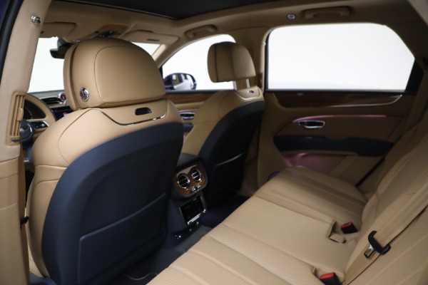 Used 2023 Bentley Bentayga V8 for sale $183,900 at Aston Martin of Greenwich in Greenwich CT 06830 18