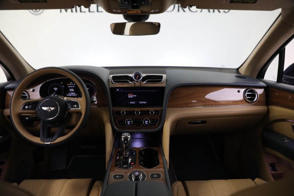 Used 2023 Bentley Bentayga V8 for sale $183,900 at Aston Martin of Greenwich in Greenwich CT 06830 21