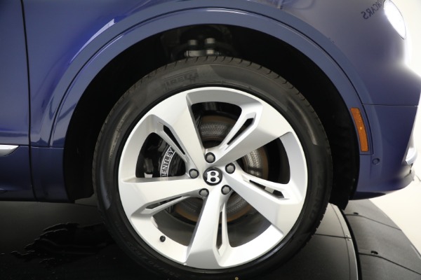Used 2023 Bentley Bentayga V8 for sale $183,900 at Aston Martin of Greenwich in Greenwich CT 06830 28
