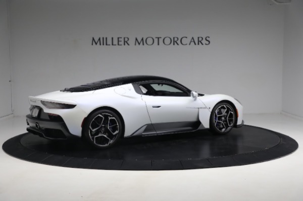 Used 2022 Maserati MC20 for sale $203,900 at Aston Martin of Greenwich in Greenwich CT 06830 15
