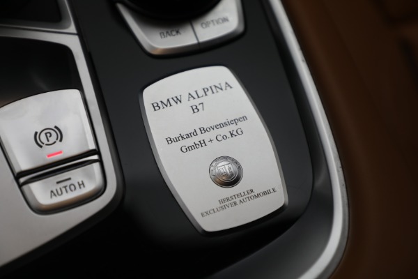Used 2022 BMW 7 Series ALPINA B7 xDrive for sale $109,900 at Aston Martin of Greenwich in Greenwich CT 06830 22