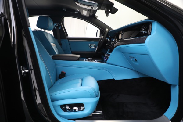 Used 2024 Rolls-Royce Black Badge Ghost for sale $369,900 at Aston Martin of Greenwich in Greenwich CT 06830 27