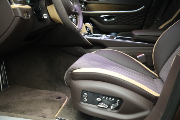 Used 2023 Bentley Flying Spur Speed for sale $289,900 at Aston Martin of Greenwich in Greenwich CT 06830 15