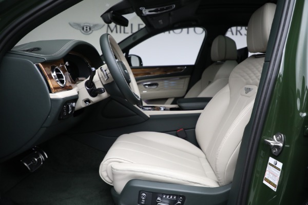 Used 2023 Bentley Bentayga EWB Azure V8 for sale Sold at Aston Martin of Greenwich in Greenwich CT 06830 23