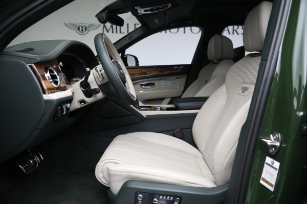 Used 2023 Bentley Bentayga EWB Azure V8 for sale Sold at Aston Martin of Greenwich in Greenwich CT 06830 24