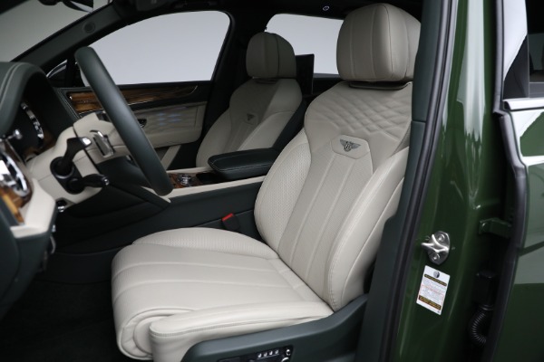 Used 2023 Bentley Bentayga EWB Azure V8 for sale Sold at Aston Martin of Greenwich in Greenwich CT 06830 25