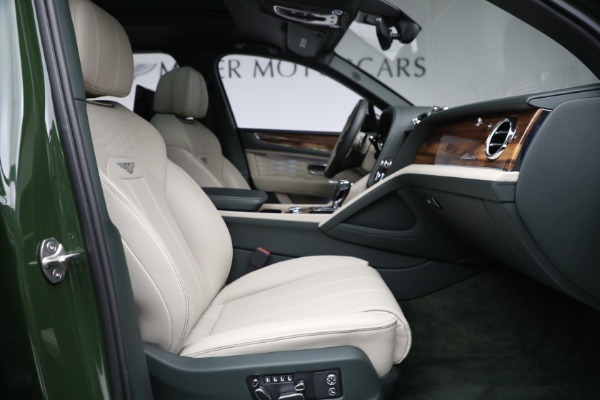 Used 2023 Bentley Bentayga EWB Azure V8 for sale Sold at Aston Martin of Greenwich in Greenwich CT 06830 28