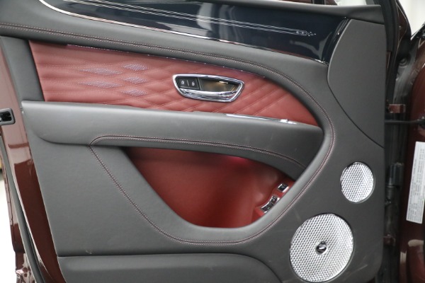 Used 2023 Bentley Bentayga EWB Azure V8 for sale $264,900 at Aston Martin of Greenwich in Greenwich CT 06830 23