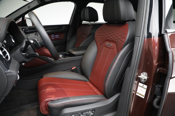 Used 2023 Bentley Bentayga EWB Azure V8 for sale $264,900 at Aston Martin of Greenwich in Greenwich CT 06830 26