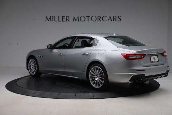 Used 2017 Maserati Quattroporte S Q4 GranSport for sale Sold at Aston Martin of Greenwich in Greenwich CT 06830 4