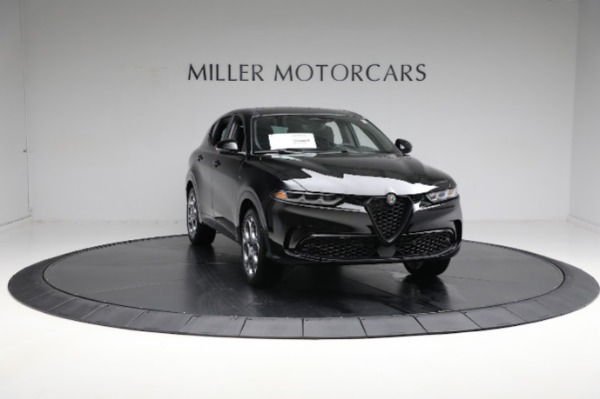 Used 2024 Alfa Romeo Tonale Veloce for sale $28,900 at Miller Motorcars Aston Martin in Greenwich CT 06830 17