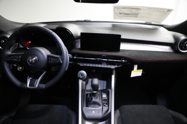 Used 2024 Alfa Romeo Tonale Veloce for sale $28,900 at Miller Motorcars Aston Martin in Greenwich CT 06830 28