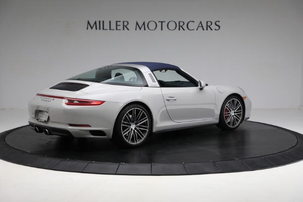 Used 2019 Porsche 911 Targa 4S for sale $149,900 at Aston Martin of Greenwich in Greenwich CT 06830 15