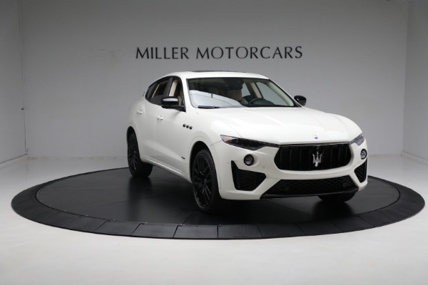 Used 2020 Maserati Levante GranSport for sale $49,900 at Aston Martin of Greenwich in Greenwich CT 06830 21