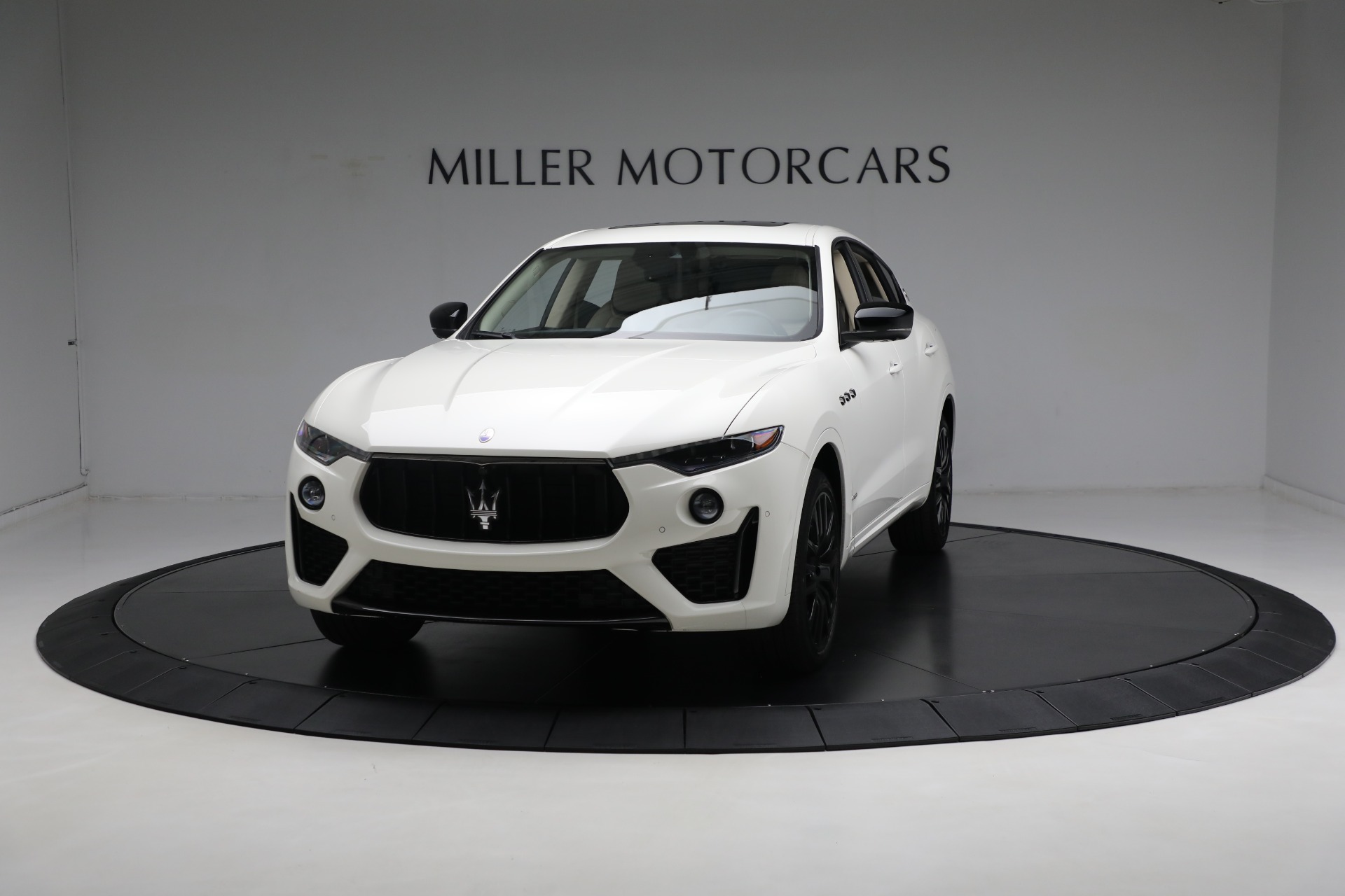 Used 2020 Maserati Levante GranSport for sale Sold at Aston Martin of Greenwich in Greenwich CT 06830 1