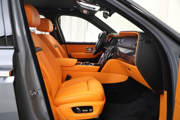 New 2024 Rolls-Royce Black Badge Cullinan for sale Sold at Aston Martin of Greenwich in Greenwich CT 06830 27