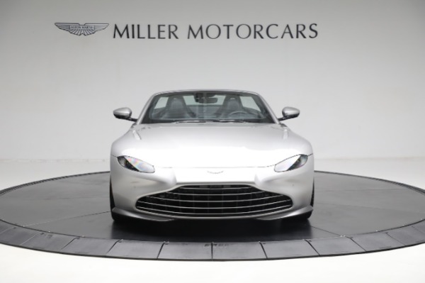 Used 2022 Aston Martin Vantage for sale $145,900 at Aston Martin of Greenwich in Greenwich CT 06830 11