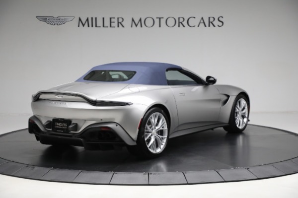 Used 2022 Aston Martin Vantage for sale $139,900 at Aston Martin of Greenwich in Greenwich CT 06830 16