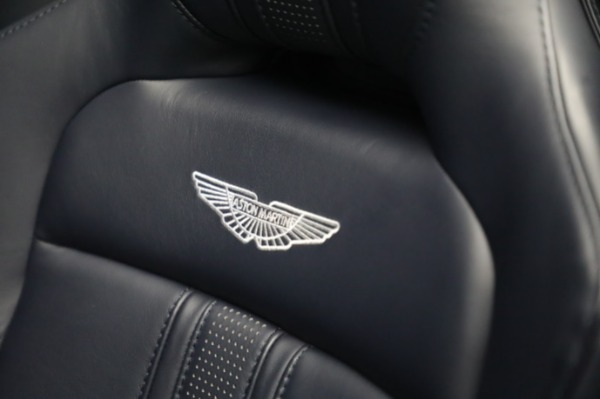 Used 2022 Aston Martin Vantage for sale $139,900 at Aston Martin of Greenwich in Greenwich CT 06830 24