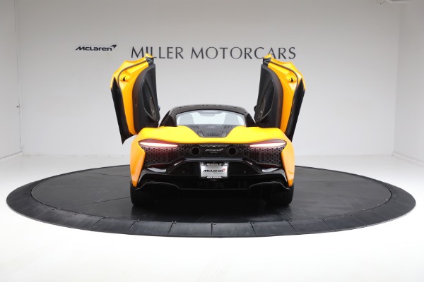 New 2024 McLaren Artura Performance for sale $278,233 at Aston Martin of Greenwich in Greenwich CT 06830 19