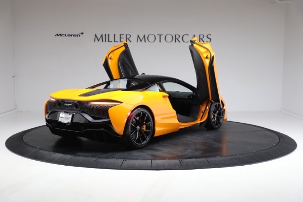 New 2024 McLaren Artura Performance for sale $278,233 at Aston Martin of Greenwich in Greenwich CT 06830 20