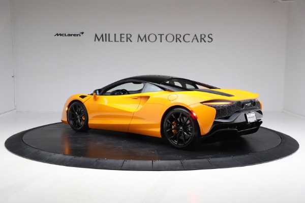 New 2024 McLaren Artura Performance for sale $278,233 at Aston Martin of Greenwich in Greenwich CT 06830 5