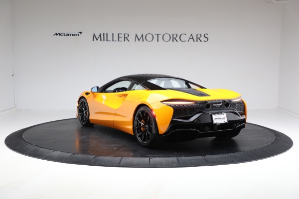 New 2024 McLaren Artura Performance for sale $278,233 at Aston Martin of Greenwich in Greenwich CT 06830 7