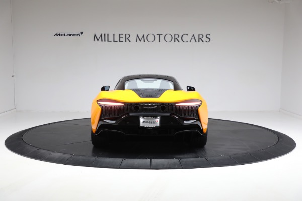 New 2024 McLaren Artura Performance for sale $278,233 at Aston Martin of Greenwich in Greenwich CT 06830 8