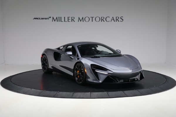 Used 2024 McLaren Artura Performance for sale $185,900 at Miller Motorcars Aston Martin in Greenwich CT 06830 11
