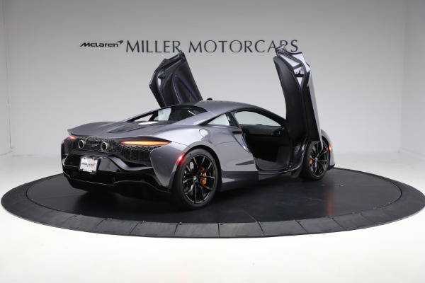 Used 2024 McLaren Artura Performance for sale $185,900 at Miller Motorcars Aston Martin in Greenwich CT 06830 18