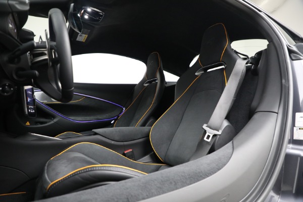 Used 2024 McLaren Artura Performance for sale $185,900 at Miller Motorcars Aston Martin in Greenwich CT 06830 21