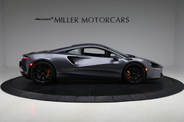 Used 2024 McLaren Artura Performance for sale $185,900 at Miller Motorcars Aston Martin in Greenwich CT 06830 9