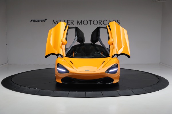 Used 2019 McLaren 720S for sale $209,900 at Aston Martin of Greenwich in Greenwich CT 06830 9