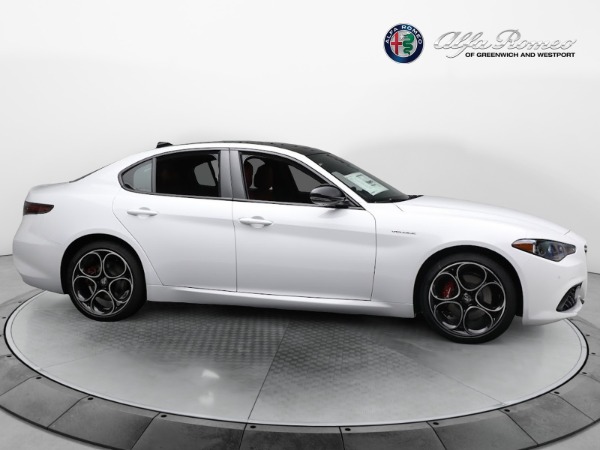 New 2024 Alfa Romeo Giulia Veloce for sale Sold at Aston Martin of Greenwich in Greenwich CT 06830 16