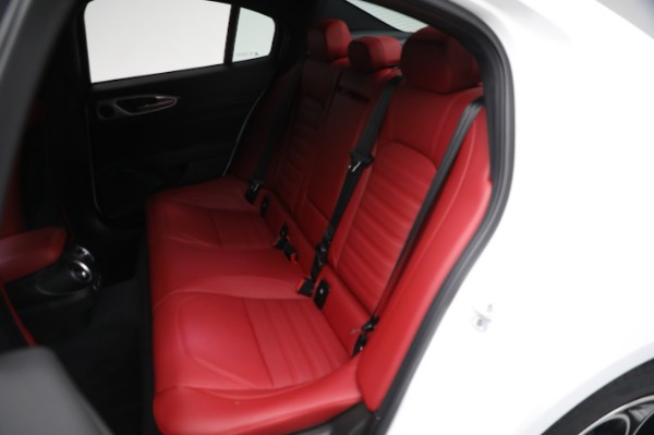 New 2024 Alfa Romeo Giulia Veloce for sale Sold at Aston Martin of Greenwich in Greenwich CT 06830 25