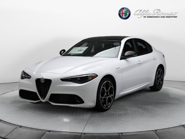 New 2024 Alfa Romeo Giulia Veloce for sale $55,985 at Aston Martin of Greenwich in Greenwich CT 06830 4