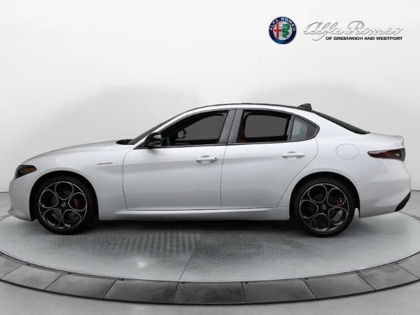 New 2024 Alfa Romeo Giulia Veloce for sale Sold at Aston Martin of Greenwich in Greenwich CT 06830 8