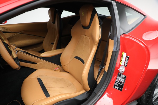 Used 2022 Ferrari Roma for sale Sold at Aston Martin of Greenwich in Greenwich CT 06830 14