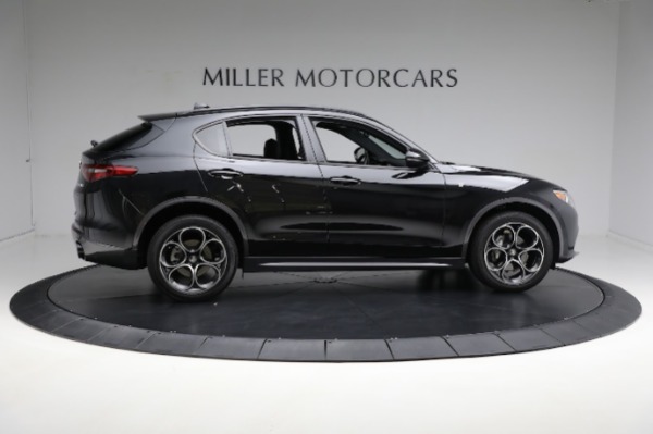 Used 2022 Alfa Romeo Stelvio Ti for sale Sold at Aston Martin of Greenwich in Greenwich CT 06830 15
